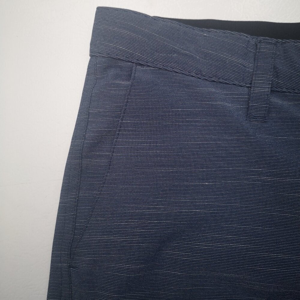 Hurley Men's Size 32 Waist Navy Zipper & Button Closure Hybrid Shorts - Picture 6 of 11